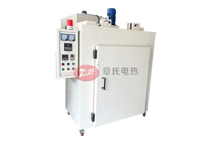 真空烤箱使用時(shí)需注意哪些事項(xiàng)？